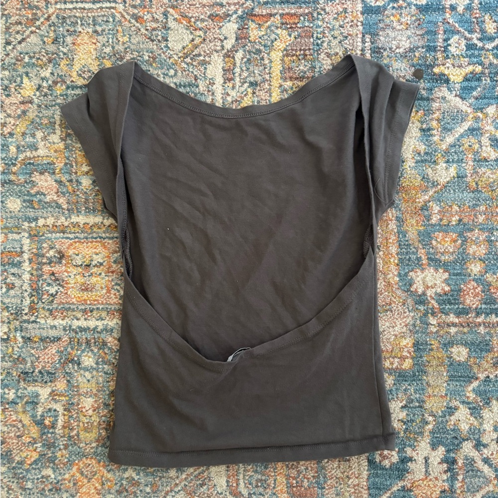 Grey backless Subdued top - Picture 2 of 2